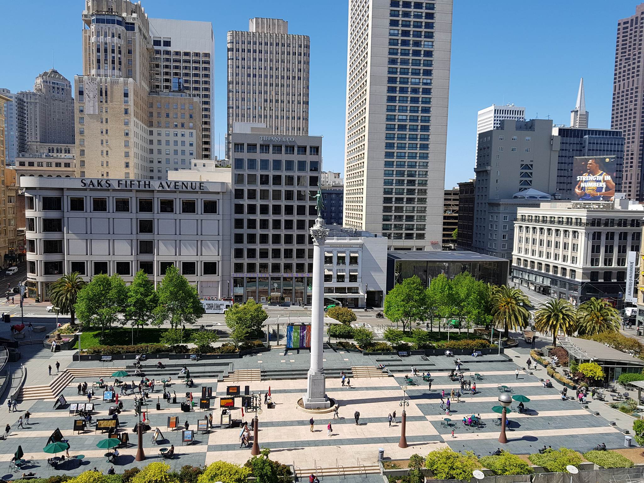 The Bay Area's Loneliness Economy: Where Making Friends Costs More Effort Than Making Rent
