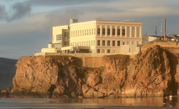 The Cliff House: San Francisco's Most Expensive Paperweight
