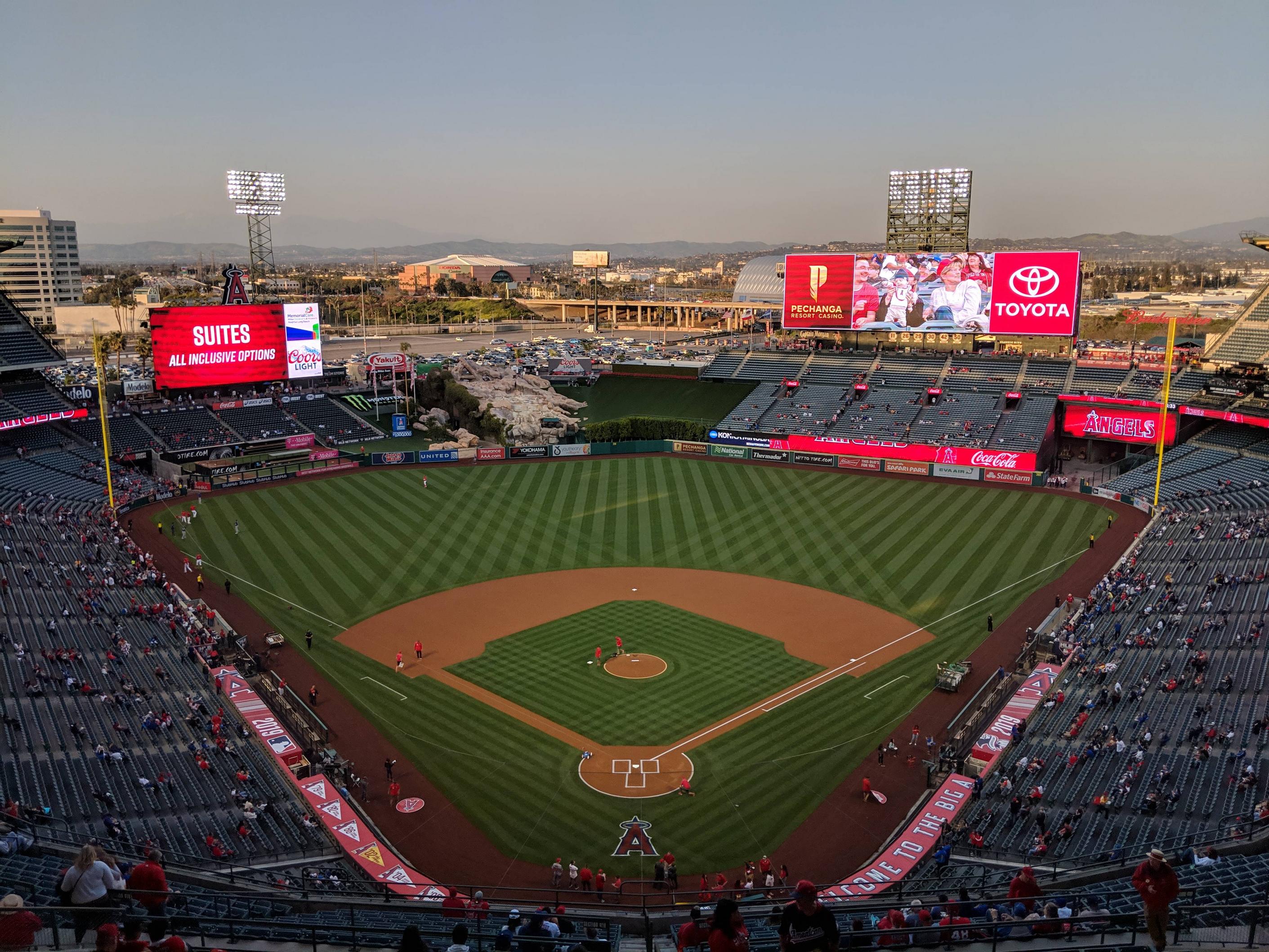 It's Early, Giants Fans — Go Touch Grass at the Ballpark