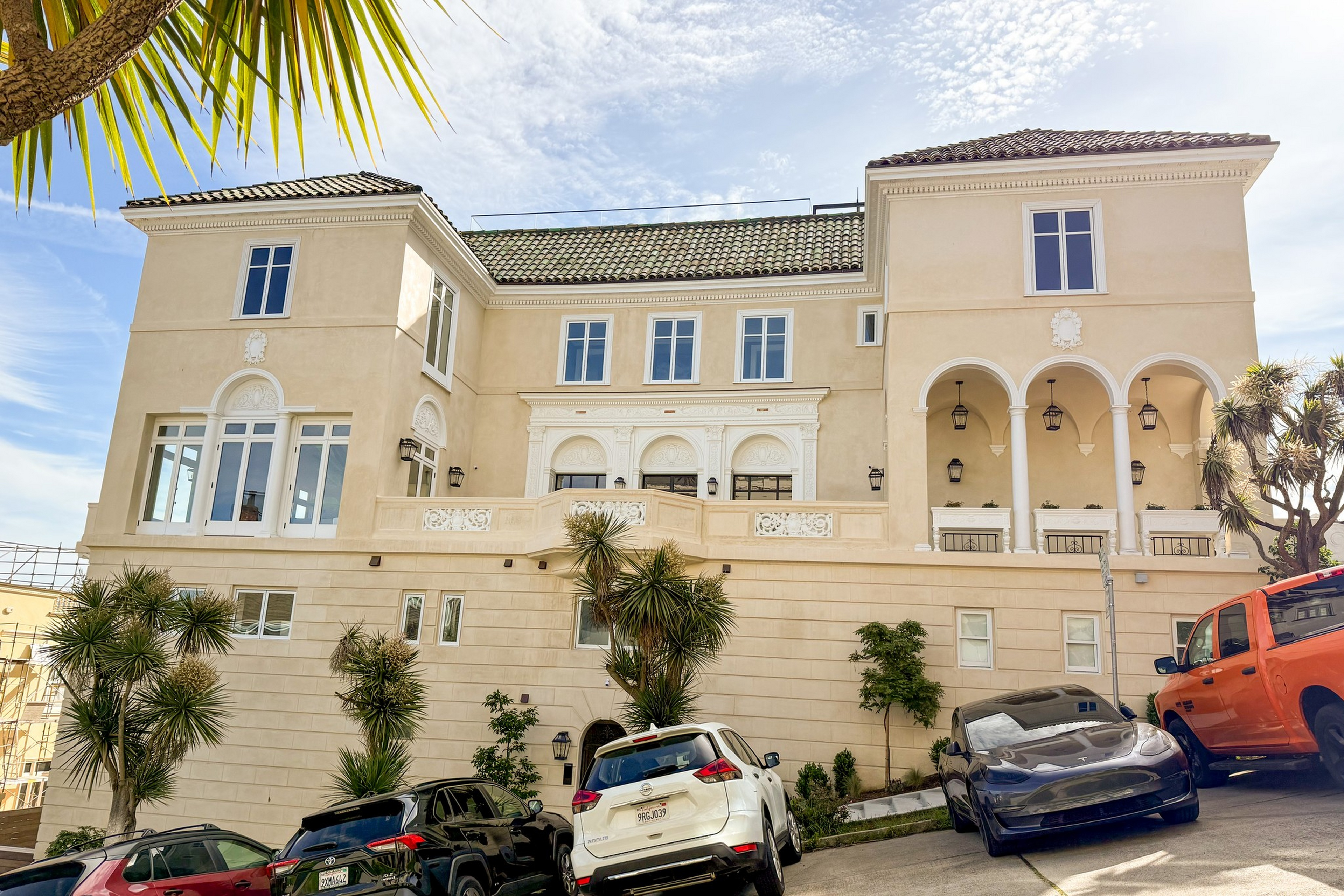 Won't Someone Think of the Billionaires? SF's Ultra-Luxury 'Mansion Shortage'